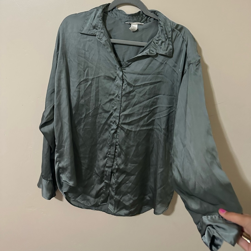 h&m silky button up